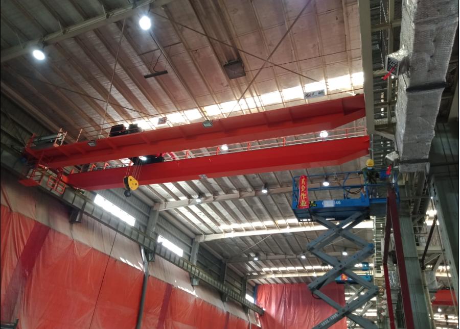 方廣州雙葉汽車LH25起重機安裝